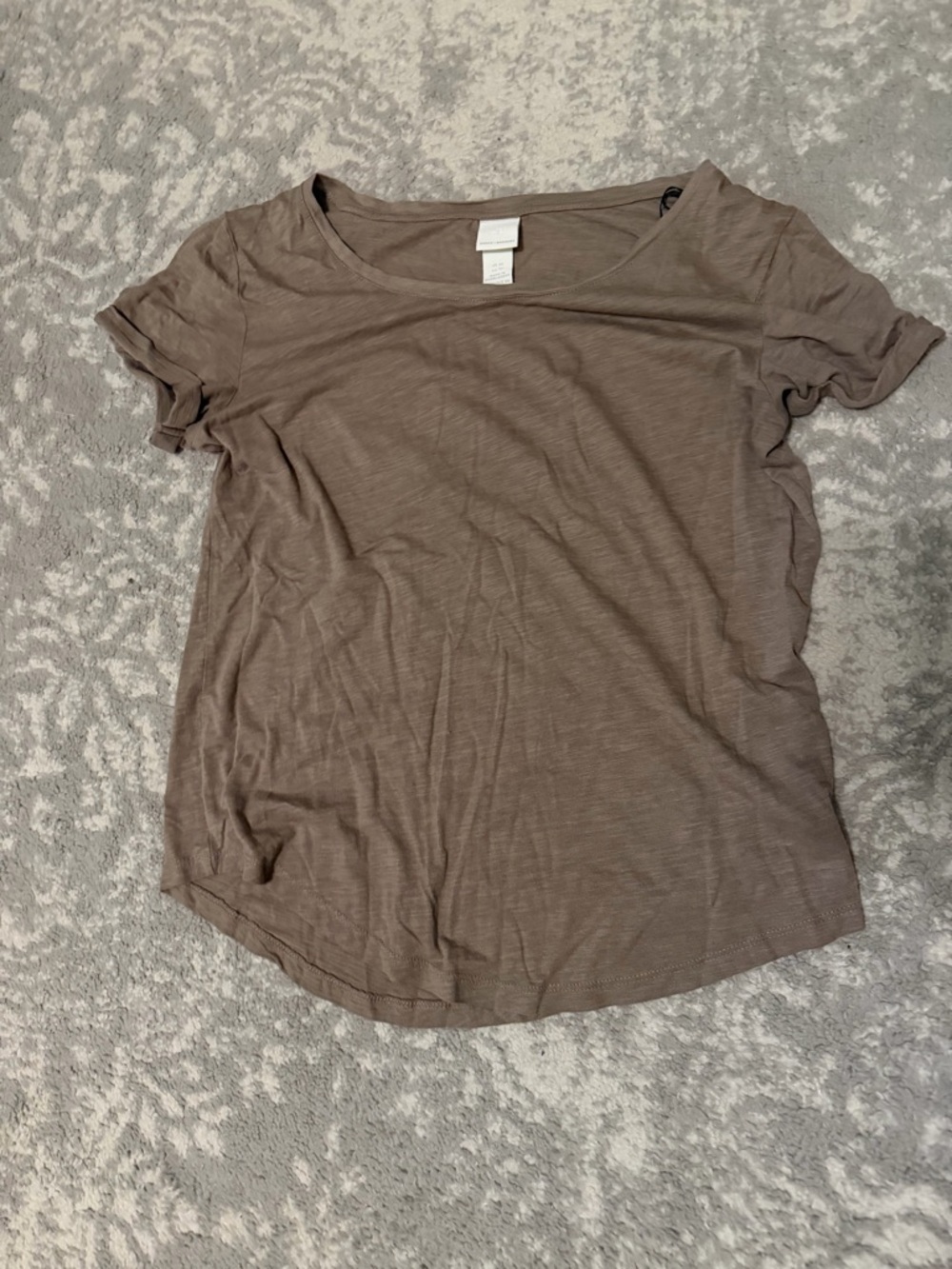 H&M Short Sleeve Scoop Neck Tee - size XS
